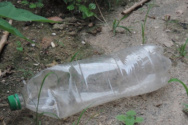 Průzkum: Čtyři pětiny Čechů pokládají plasty za hrozbu pro životní prostředí